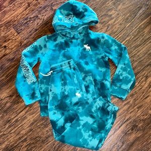ABERCROMBIE KIDS SWEATSUIT SZ 7/8